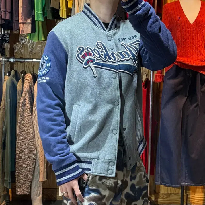[BUNJANG] MLB New York Yankees Big Patch Varsity Jacket / XL MLB 뉴욕양키스 빅패치 배색 코튼 바시티