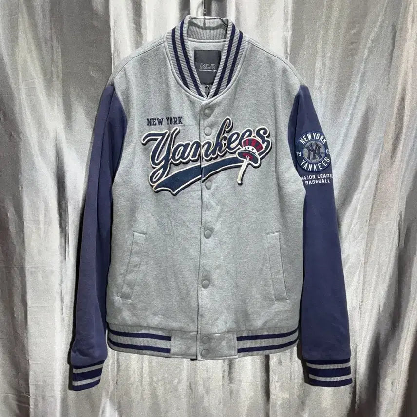 [BUNJANG] MLB New York Yankees Big Patch Varsity Jacket / XL MLB 뉴욕양키스 빅패치 배색 코튼 바시티