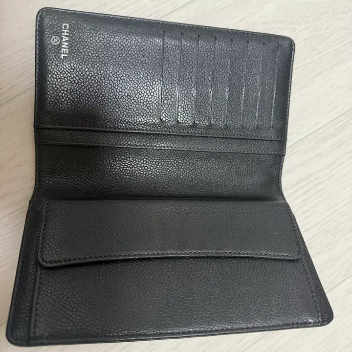 [BUNJANG] Chanel Classic Black Caviar Leather Wallet / 샤넬 지갑 (정품)