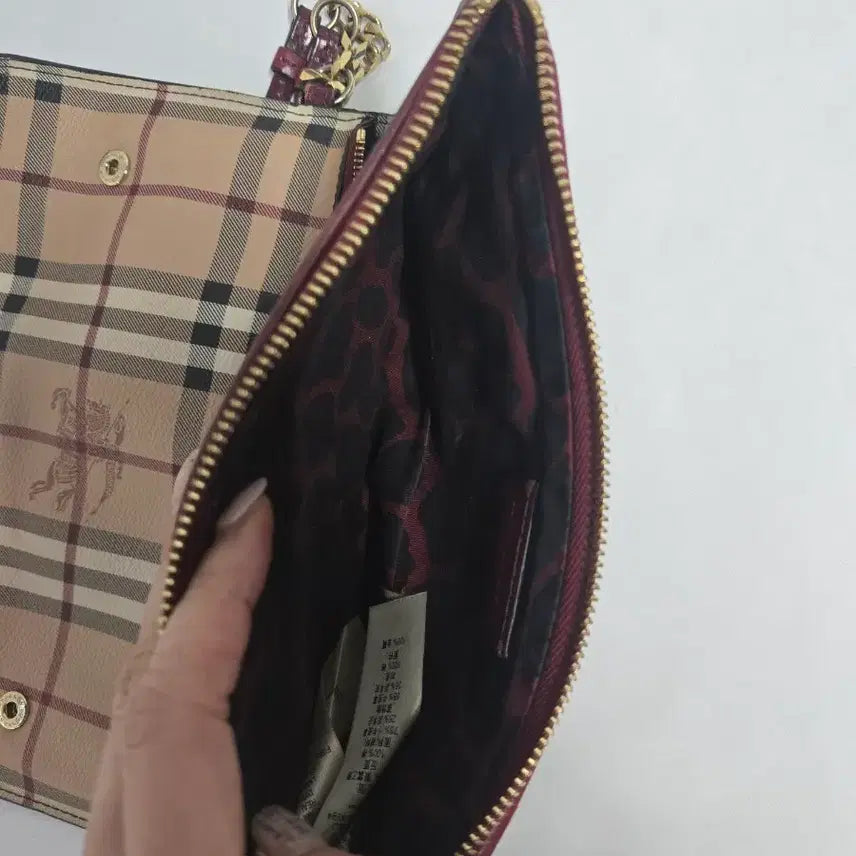 [BUNJANG] Burberry Check Leather Clutch / 버버리 체크 가죽 패턴 클러치 정품