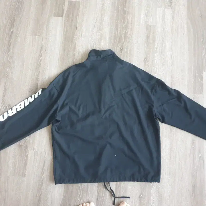 [BUNJANG] Umbro Men's Track Jacket (Size 100) / 엄브로 남성 트랙점퍼 100