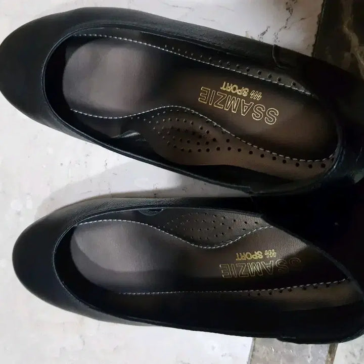 [BUNJANG] Black Women's Flats / 검정색 여성 단화