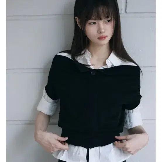 [SOLD OUT] (새상품/사진O) 윤슬샵 Sander 오프숄더 블랙