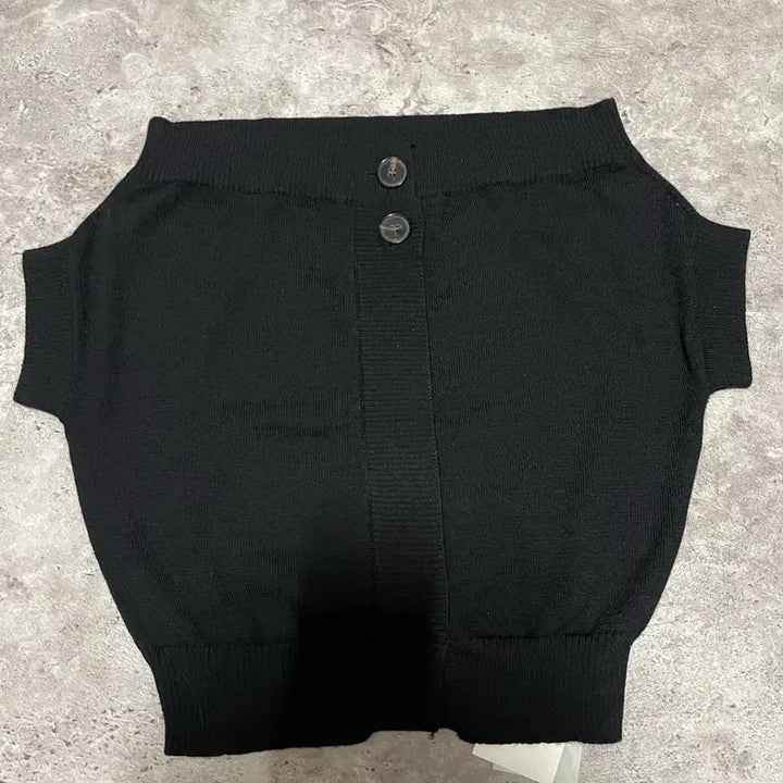 [SOLD OUT] (새상품/사진O) 윤슬샵 Sander 오프숄더 블랙
