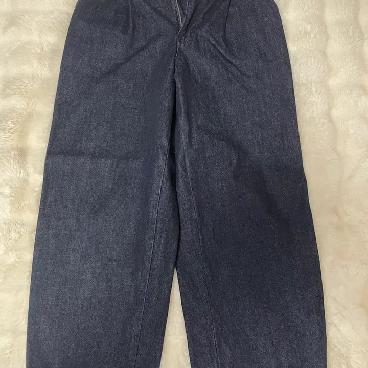 [BUNJANG] BeSlow Curved Denim Indigo / 비슬로우 커브드 데님 인디고