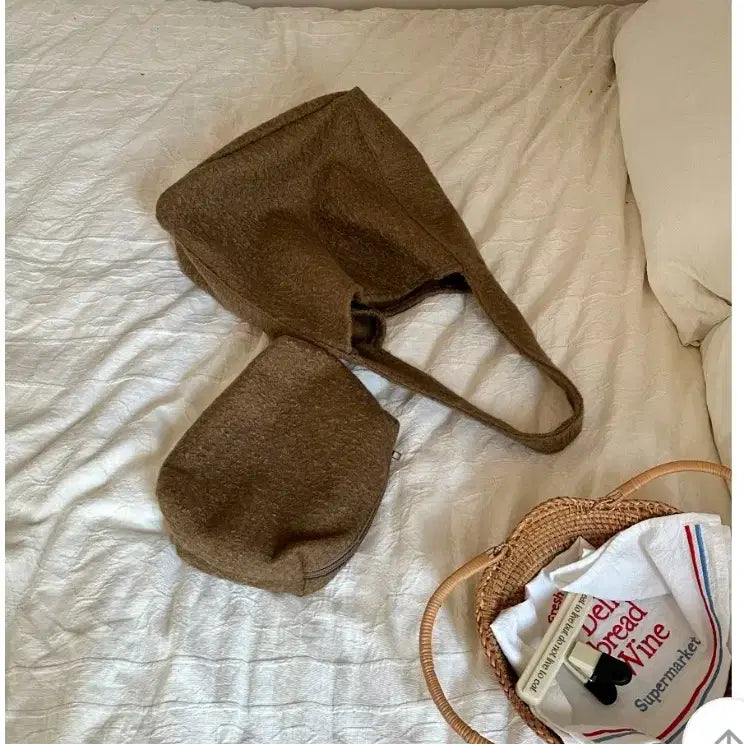 [BUNJANG] Lily Deli Shopper Bag Set / 에이블리) 파우치SET 델리쇼퍼백 릴리 모직 쇼퍼 숄더백 빅백 호보백