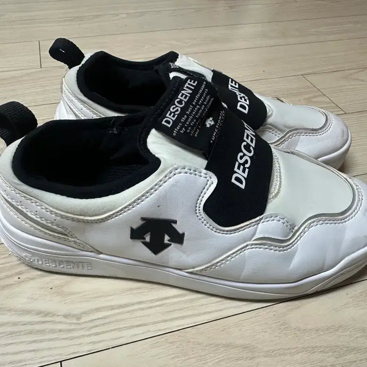 [BUNJANG] Descente Kids Sneakers (240) / 데상트 키즈 아동화 운동화 240