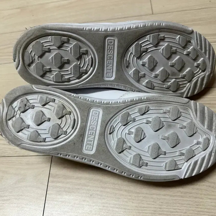 [BUNJANG] Descente Kids Sneakers (240) / 데상트 키즈 아동화 운동화 240
