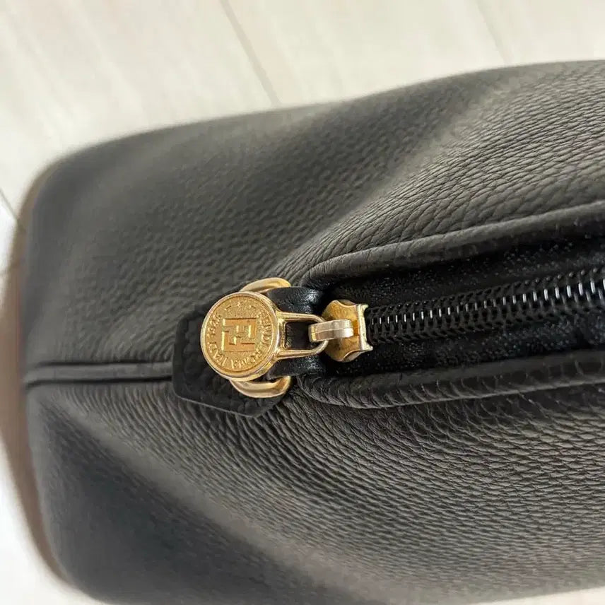 [BUNJANG] Fendi 2-Way Dome Bag / 펜디 2way 돔 백 판매합니다