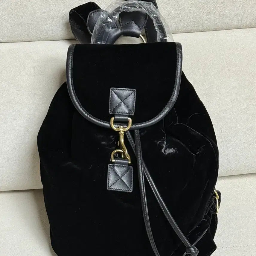 [BUNJANG] Thebarnet Velvet Belbag Backpack / (새상품)더바넷 벨백 백팩