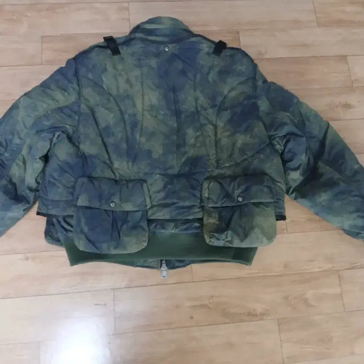 [BUNJANG] ZARA x Andersson Bell Quilted Bomber Jacket / 자라 x 앤더슨벨 퀼티드 베스트 봄버 자켓 카키