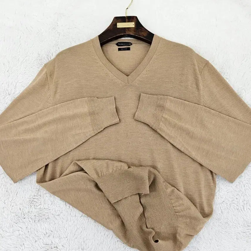 [BUNJANG] Tom Ford Cashmere Silk V-Neck Knit Sweater / 톰포드 캐시미어 실크 브이넥 니트