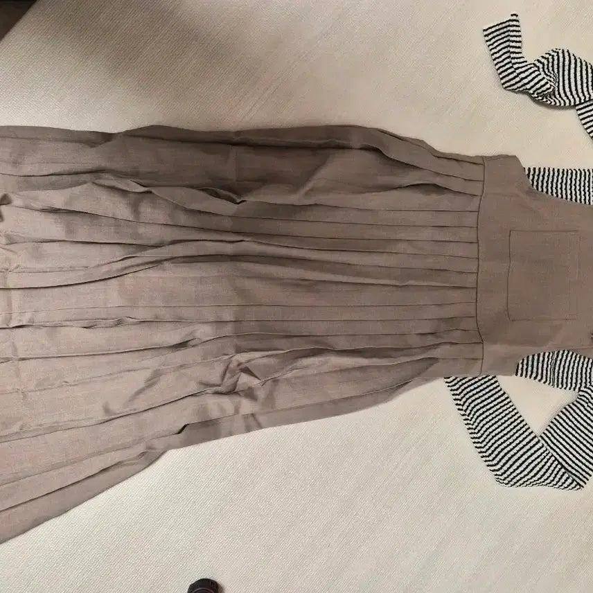 [SOLD OUT] 여성멜빵스커트