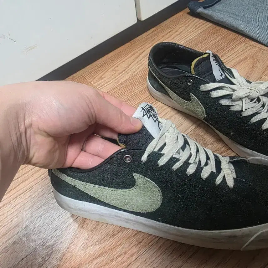 [BUNJANG] Nike SB x Stussy Blazer Low Sneakers / 나이키SBx스투시 블레이져 로우