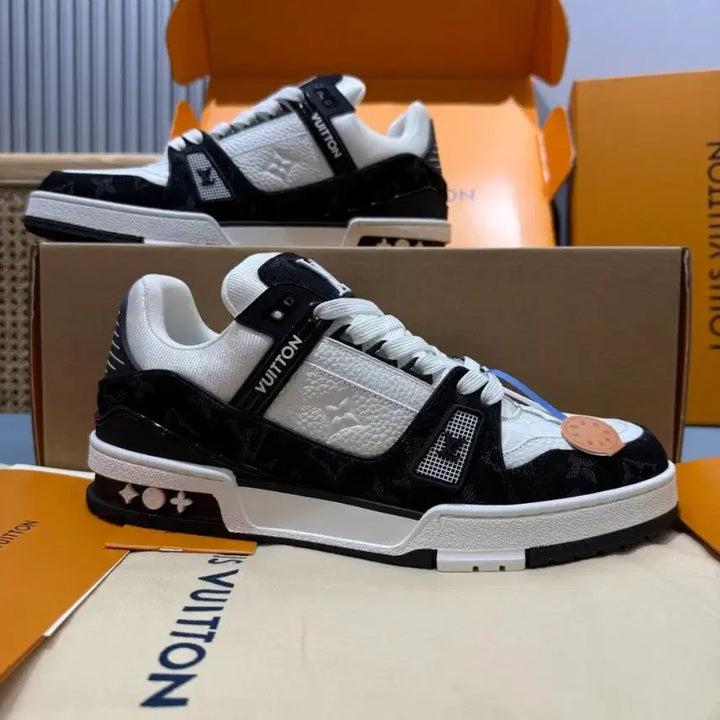 [BUNJANG] LV Clover Trainer Sneakers / LV 클래식 스니커즈, 클로버 트레이너 시리즈