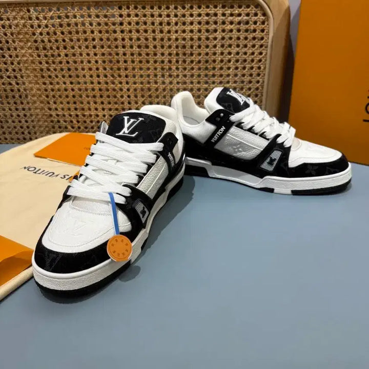 [BUNJANG] LV Clover Trainer Sneakers / LV 클래식 스니커즈, 클로버 트레이너 시리즈