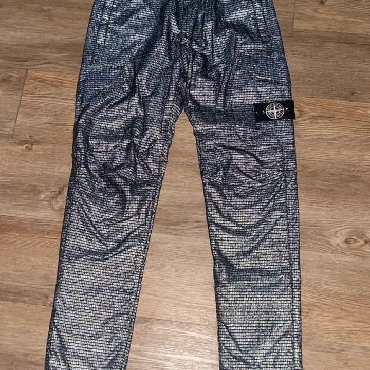 [BUNJANG] Stone Island Reflective Weave Ripstop-TC Cargo Pants / 스톤아일랜드 리플렉티브 위브 립스탑-TC 카고팬츠