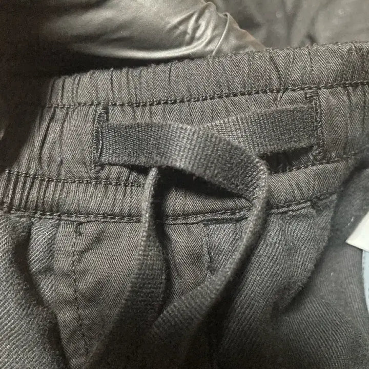 [BUNJANG] Stone Island Reflective Weave Ripstop-TC Cargo Pants / 스톤아일랜드 리플렉티브 위브 립스탑-TC 카고팬츠