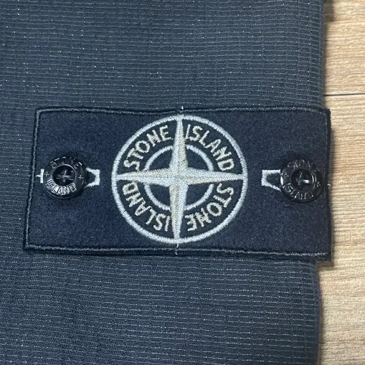[BUNJANG] Stone Island Reflective Weave Ripstop-TC Cargo Pants / 스톤아일랜드 리플렉티브 위브 립스탑-TC 카고팬츠