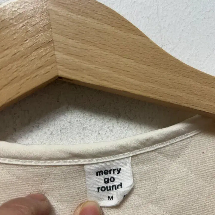 [BUNJANG] Merrygoround Ivory Quilted Jacket & Skirt Set (Kids 100) / 메리고라운드  아이보리 퀼팅 자켓 스커트 세트 키즈 100사이즈