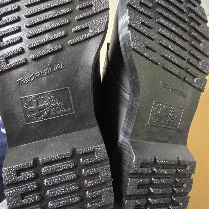 [BUNJANG] Dr. Martens 1461 Mono Black Shoes / 닥터마틴 1461 모노블랙