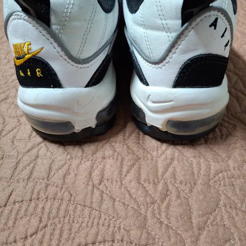 [BUNJANG] Nike Air Max 98 Women's Sneakers / 230 나이키 에어맥스98 여성 운동화 [2052]