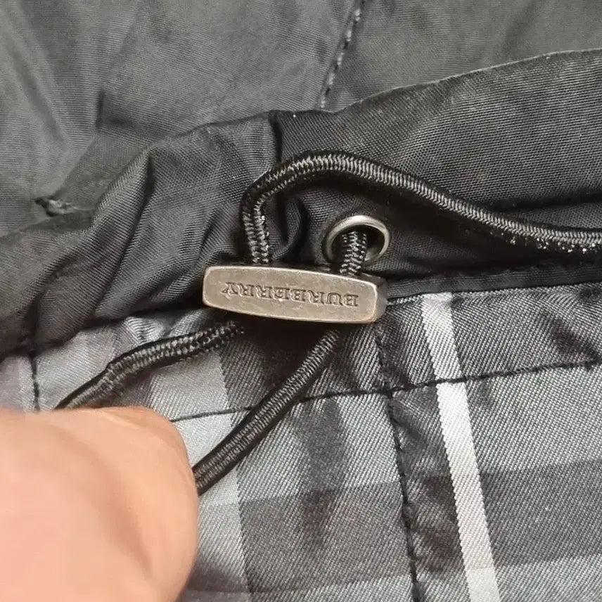 [BUNJANG] Burberry Nylon Vest / 버버리 나일론 베스트