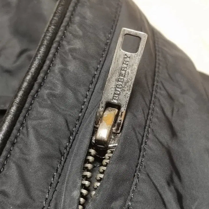 [BUNJANG] Burberry Nylon Vest / 버버리 나일론 베스트