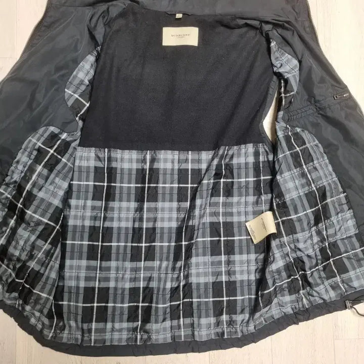 [BUNJANG] Burberry Nylon Vest / 버버리 나일론 베스트