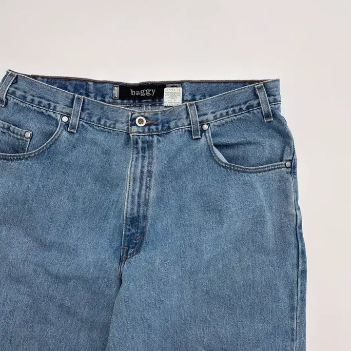 [BUNJANG] Levi's Silver Tab Baggy Jeans / 90s 리바이스 실버탭 배기진 연청