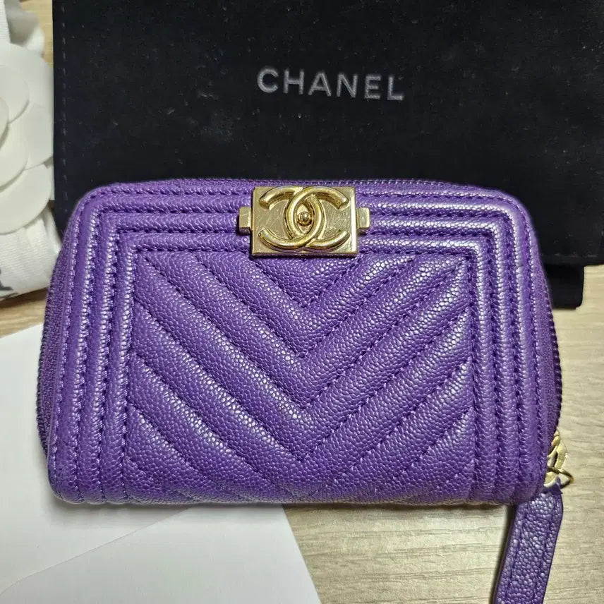 [BUNJANG] Chanel Boy Caviar Zipper Wallet / [마지막가격/풀박스/택포] 한정판 캐비어 샤넬 보이 지퍼돌이