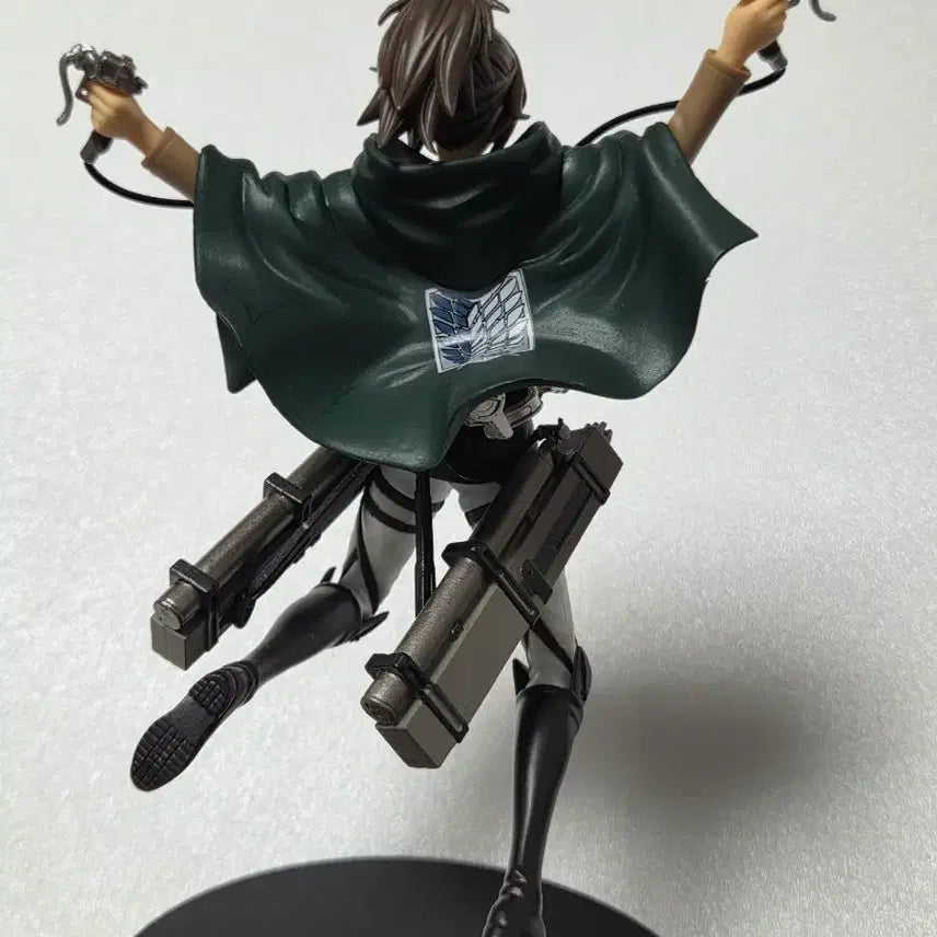 [BUNJANG] Hanji Zoe Taito Attack on Titan Figure / 택포/레어 개봉현물 한지 조에 타이토 진격의 거인 피규어 고전