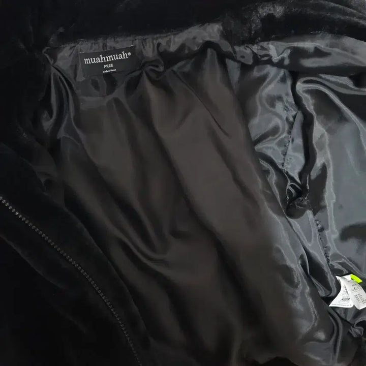 [BUNJANG] Muahmuah String Fur Jacket - Black / 무아무아 스트링 퍼자켓 블랙