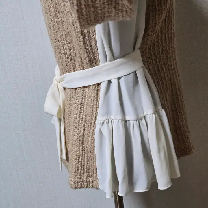 [BUNJANG] Vanessa Knit Top / (바네사 ) 부끌니트 베이지 아이보리 시스루 배색