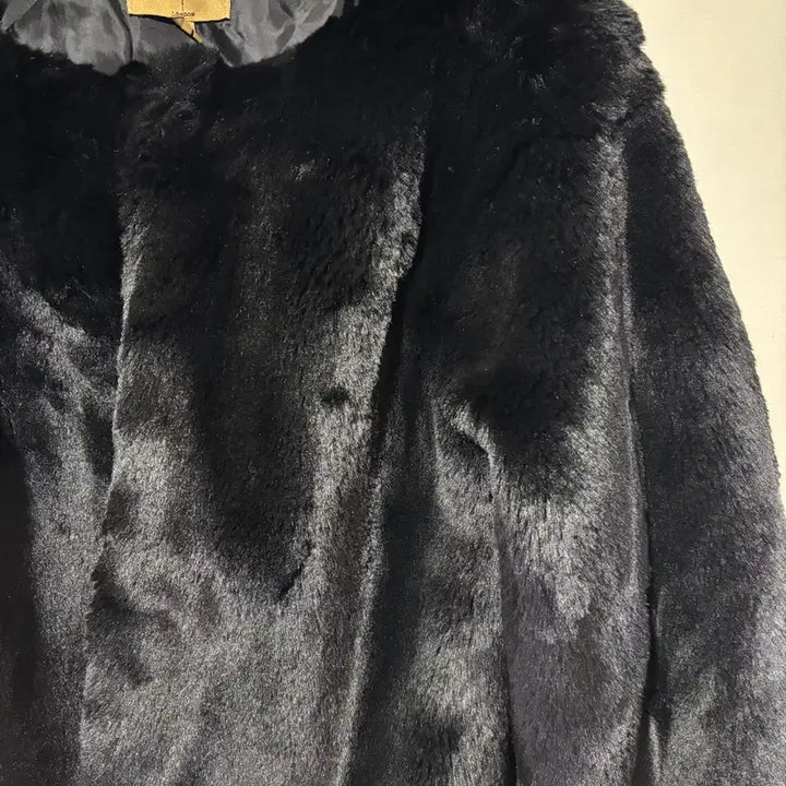 [BUNJANG] Fake Fur Jacket / 무배) 페이크퍼 자켓 팝니다