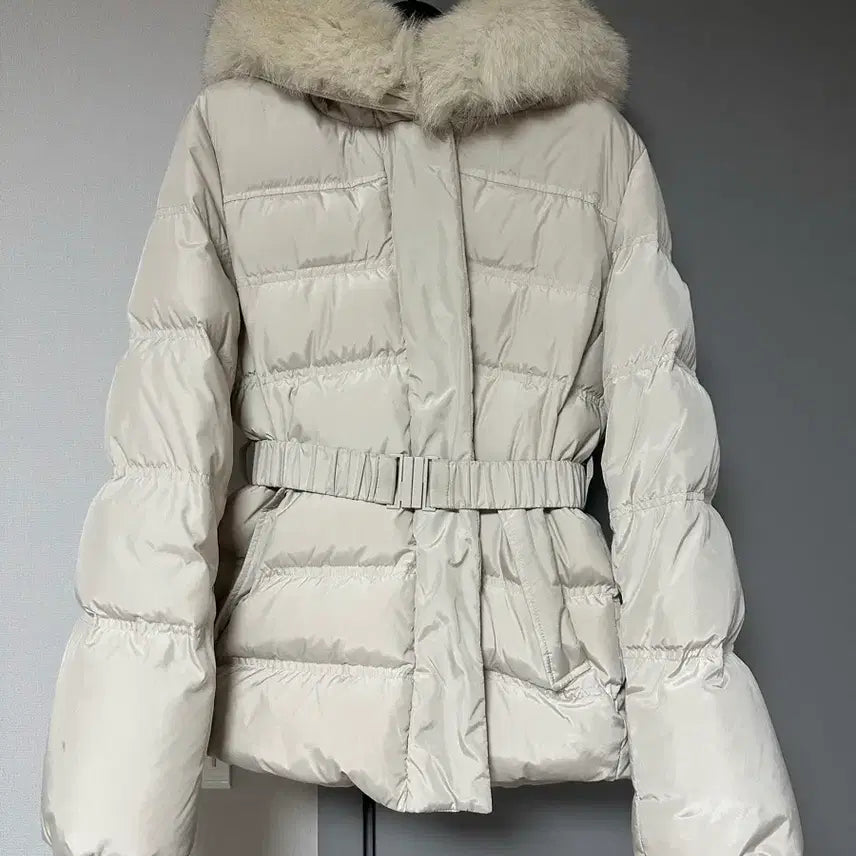 [BUNJANG] LAP STUDIO Fox Fur Belted Short Down Jacket / LAP STUDIO 폭스퍼 벨티드 숏패딩 아이보리