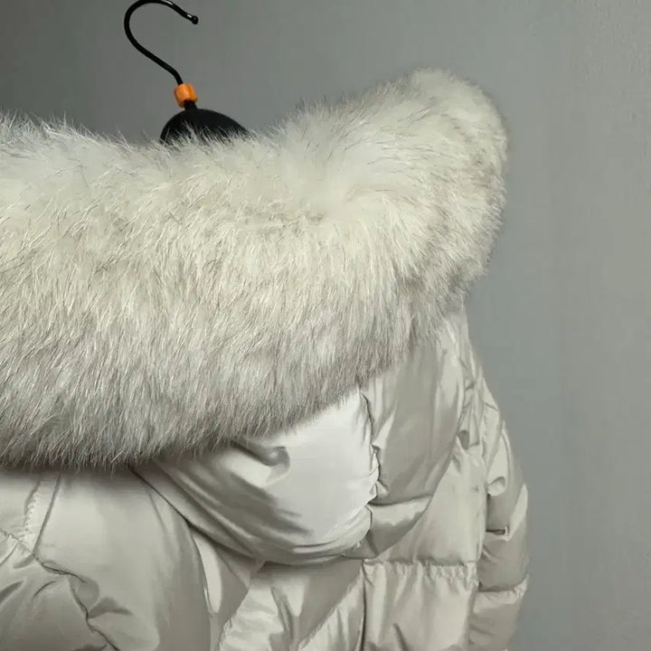 [BUNJANG] LAP STUDIO Fox Fur Belted Short Down Jacket / LAP STUDIO 폭스퍼 벨티드 숏패딩 아이보리
