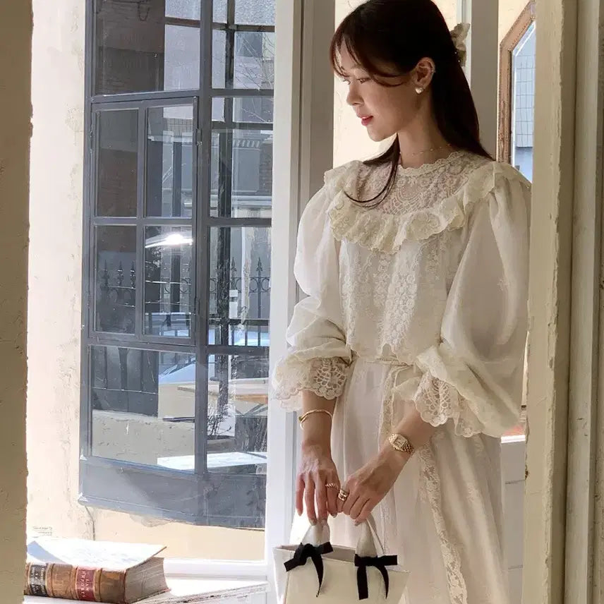 [BUNJANG] Byssiny Elisha Cream Dress / [새상품] 바이씨니 제작 엘리샤 원피스 크림 free