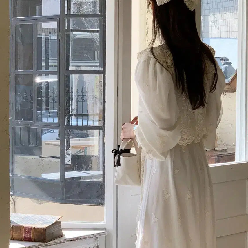 [BUNJANG] Byssiny Elisha Cream Dress / [새상품] 바이씨니 제작 엘리샤 원피스 크림 free