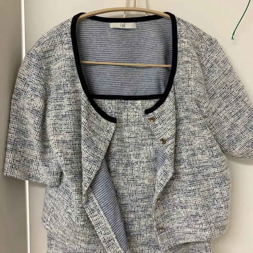 [BUNJANG] 98℃ Tweed Short Sleeve Round Neck Jacket / 98도씨 트위드 반팔 자켓 라운드넥 가디건