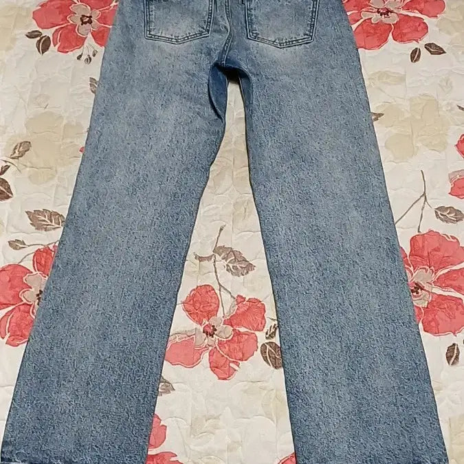 [BUNJANG] Toffee Light Wash Jeans 31 inch / 토피 연청바지 31인치 기장106