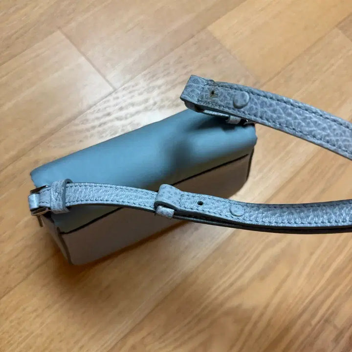 [BUNJANG] Maison Margiela 5ac Mini Shoulder Bag Sky Blue / 정품 마르지엘라 5ac 미니 숄더백 하늘색 미니백 가방