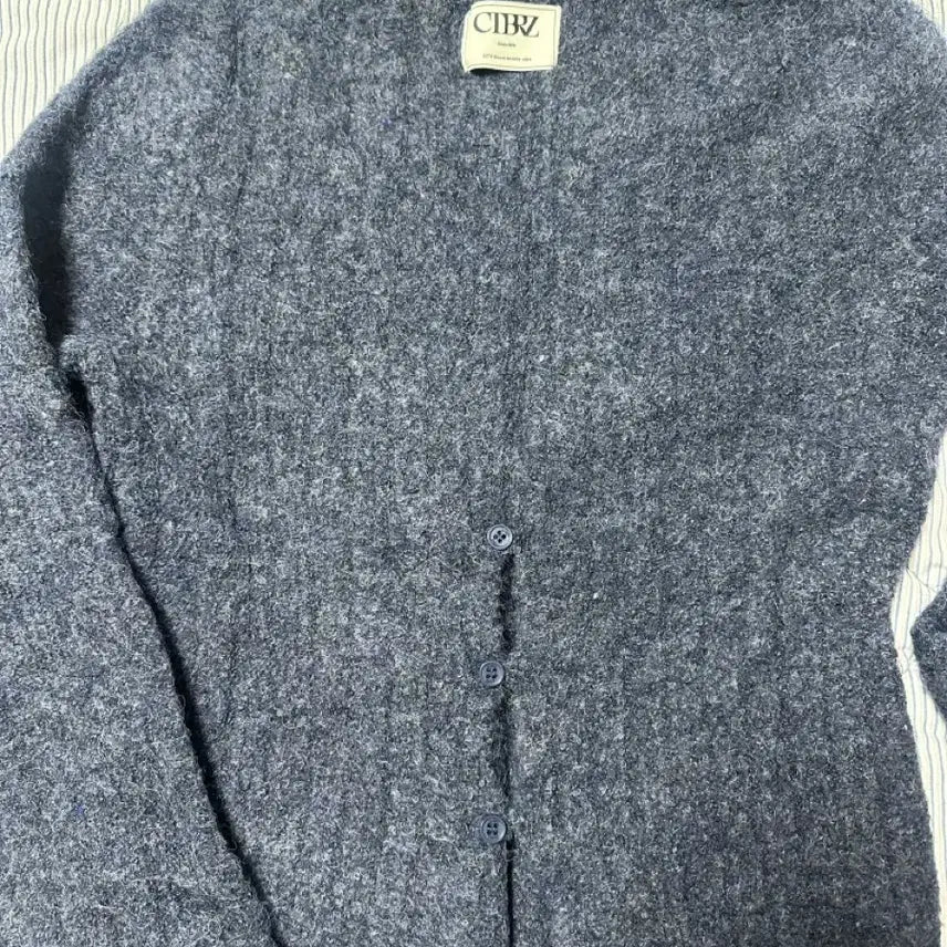 [BUNJANG] SITYBREEZE Back Slit Turtleneck Knit / 시티브리즈 백 슬릿 터틀넥 니트