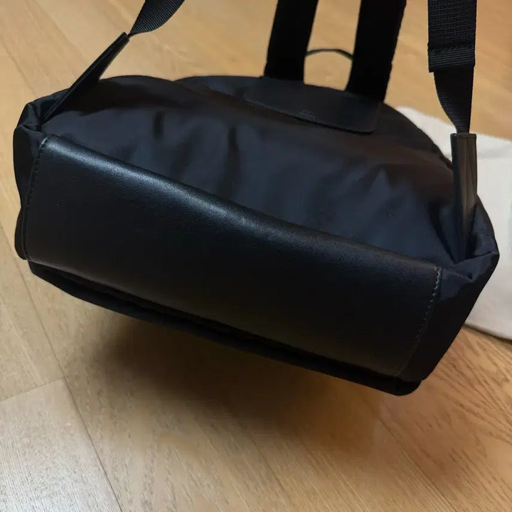 [BUNJANG] Ami Nylon &amp; Leather Backpack / 정품 아미 백팩 나일론 레더 가방 남녀공용