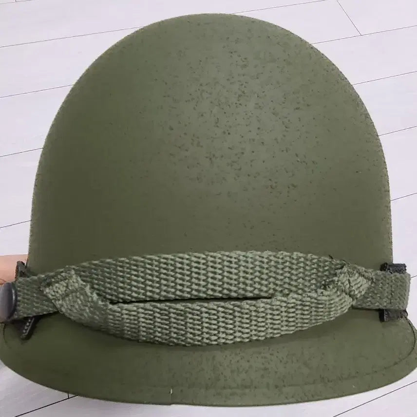 [BUNJANG] Film/Exhibition Prop Helmet / 영화, 전시 연출용 헬멧