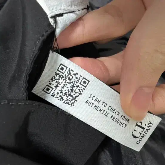 [BUNJANG] CP Company Nycra Down Padded Jacket / cp컴퍼니 나이크라 패딩(46)