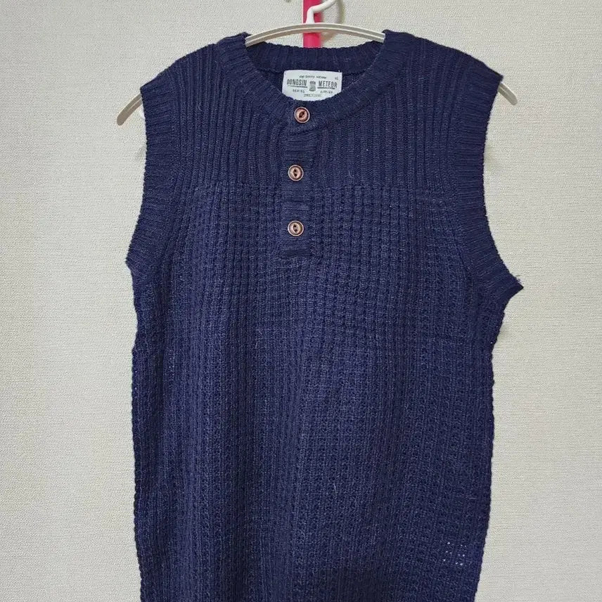 [BUNJANG] DONGSIN METEOR Knit Vest Navy / DONGSIN METEOR 니트 베스트 네이비 새상품