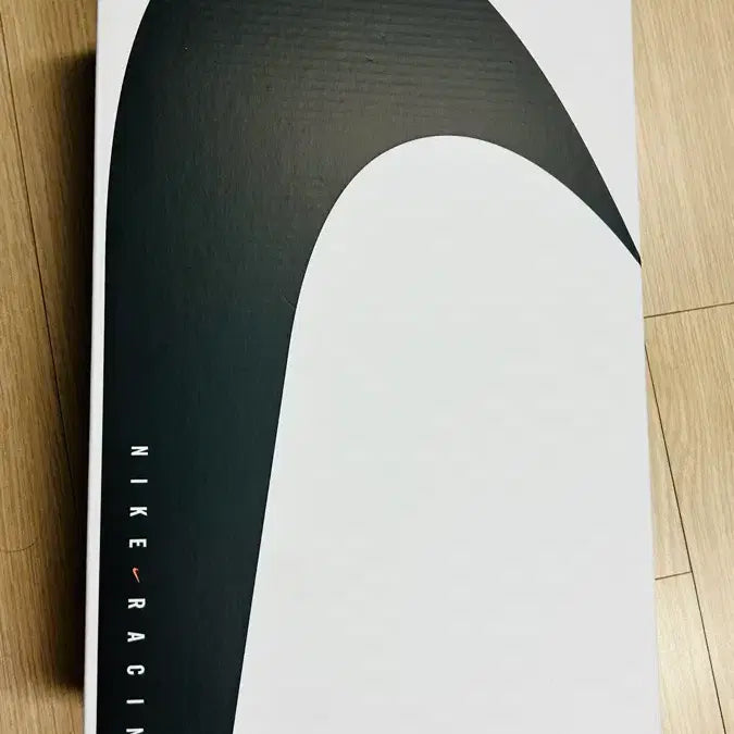 [BUNJANG] Nike ZoomX Vaporfly NEXT% 4PRM / 나이키 줌X 베이퍼플라이 넥스트 %4PRM