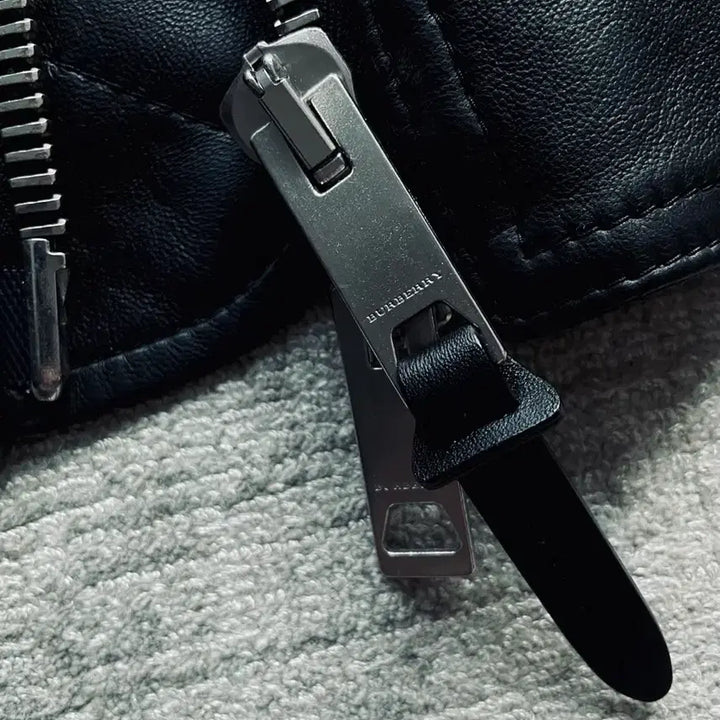 [BUNJANG] Burberry A2 Bomber Jacket / 버버리 명작 italy made 램스킨 캐시미어 안감 A2 봄버 자켓