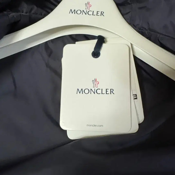 [BUNJANG] Moncler Navy Hooded Windbreaker Jacket (10Y) / 몽클레어 네이비 바람막이 후드 자켓 10y